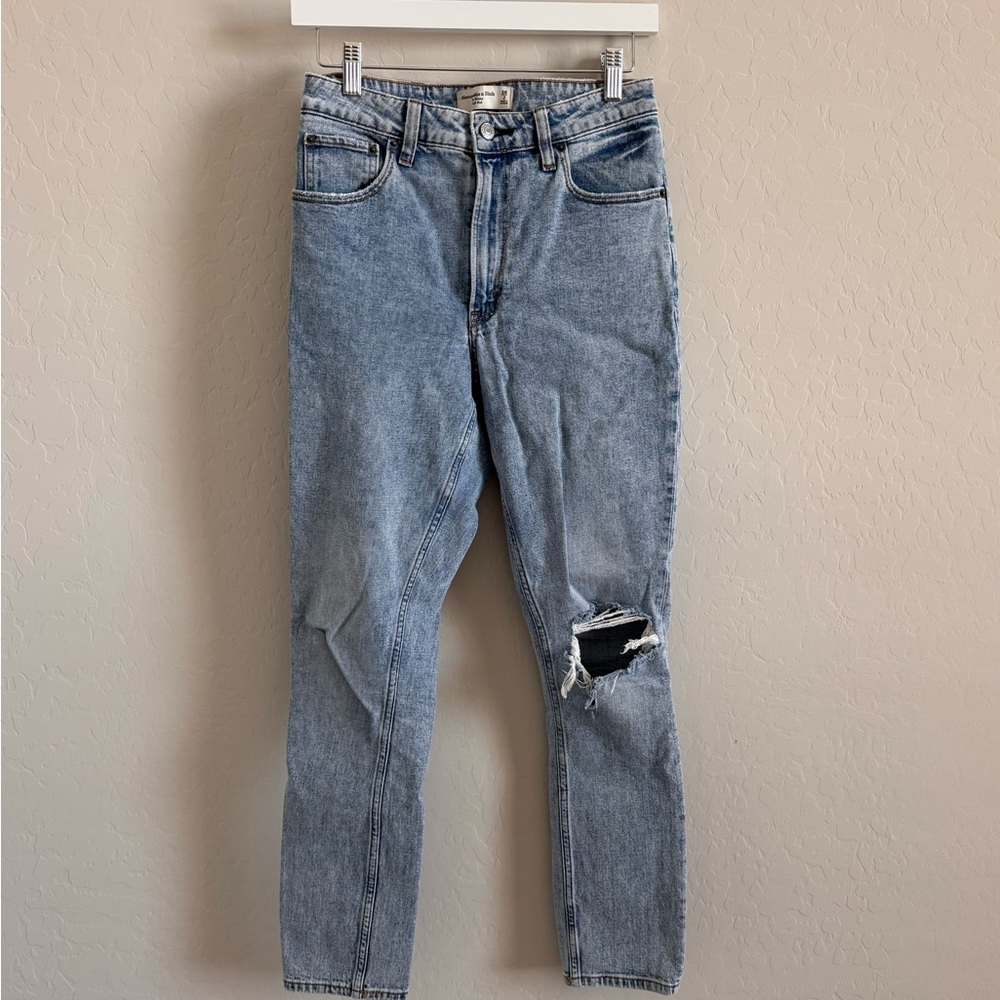 Abercrombie & Fitch The Skinny High Rise Jean (Curve Love)